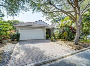 4841 SW 34th Ter, Hollywood, FL 33312