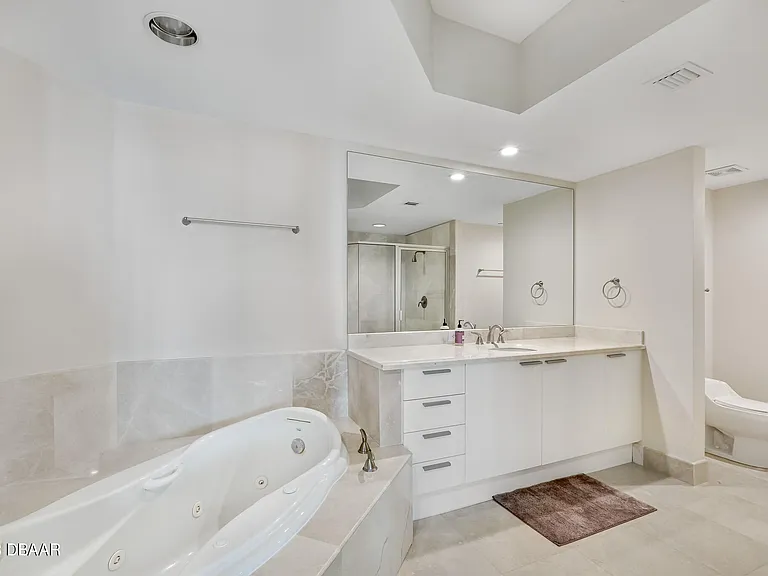 231 Riverside Dr #1006 — Photo 23