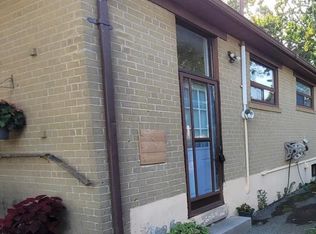 26 Richardson Dr #BASEMENT, Aurora, ON L4G1Z1