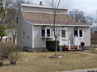 1029 Paul Ave, Schenectady, NY 12306