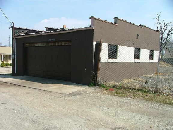 5th image of 809 Cincinnati St