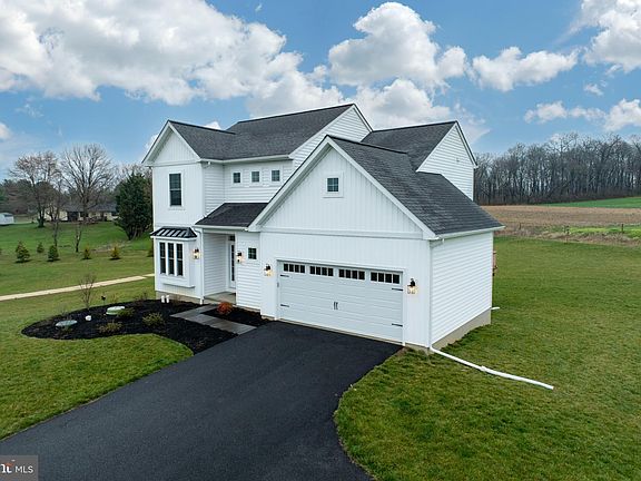2nd image of 342 Century Oak Dr