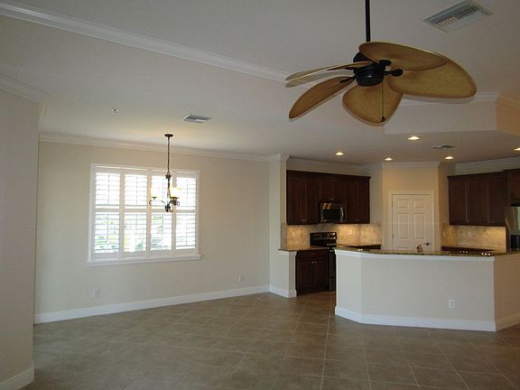 5th image of 209 Bella Vista Ter Unit D