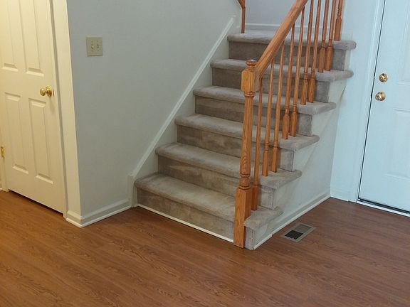 Front entrance w/new floor