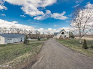 889 Fort Hunter Rd, Amsterdam, NY 12010