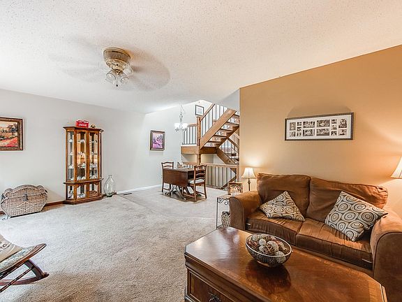 5th image of 600 Painted Vista Dr