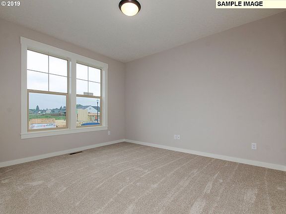 3rd image of 2920 NE 168th Ave