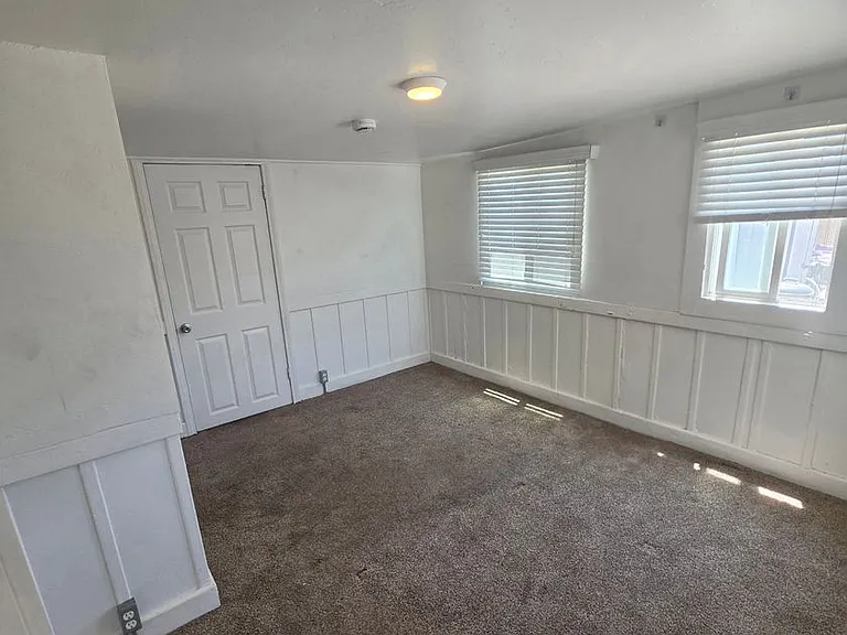 Charming 1BD/1BA Normal Heights Home w/ SOLAR and Private Fenced Yard — Photo 4