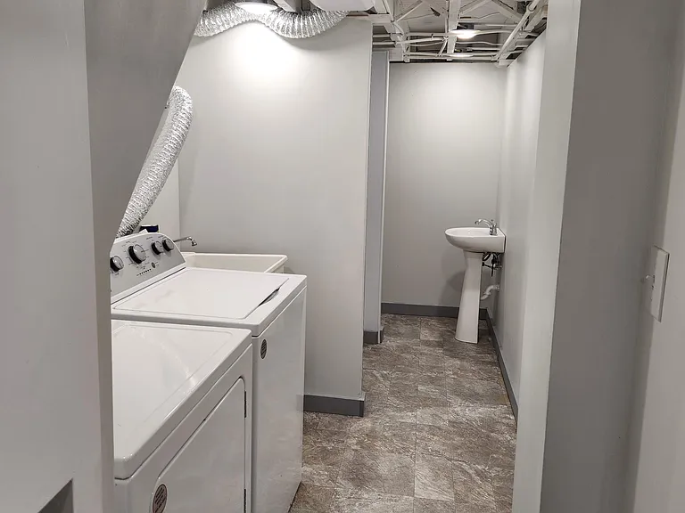 52 Taylor St — Photo 12