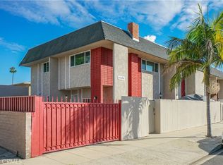 6104 Costello Ave, Van Nuys, CA 91401