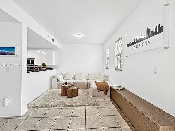 3rd image of 11101 NW 83rd St APT 210