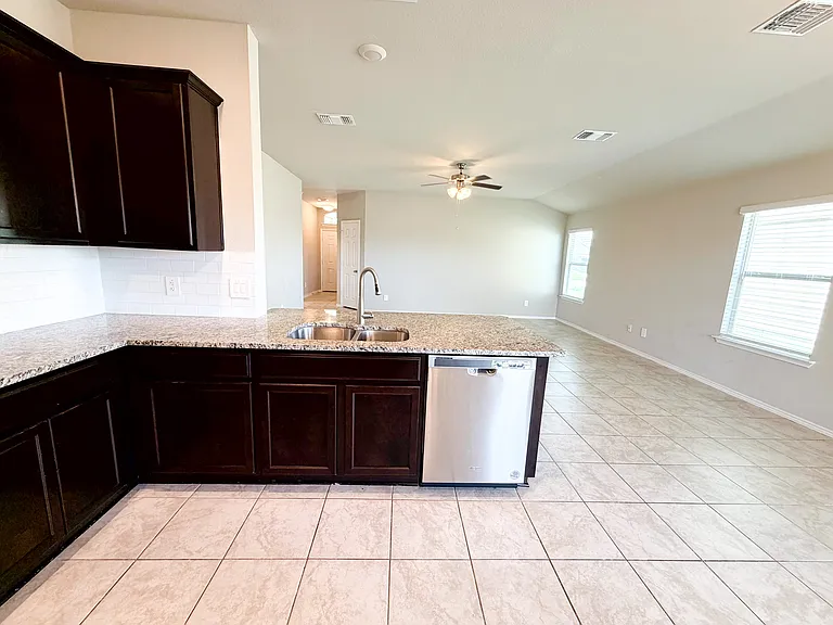 3137 Wigeon Way — Photo 9