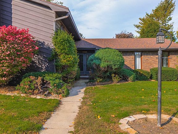 5th image of 1125 N Dorothy Dr
