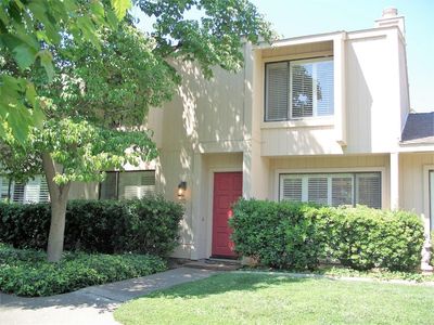 210 Hartnell Pl, Sacramento, CA, 95825