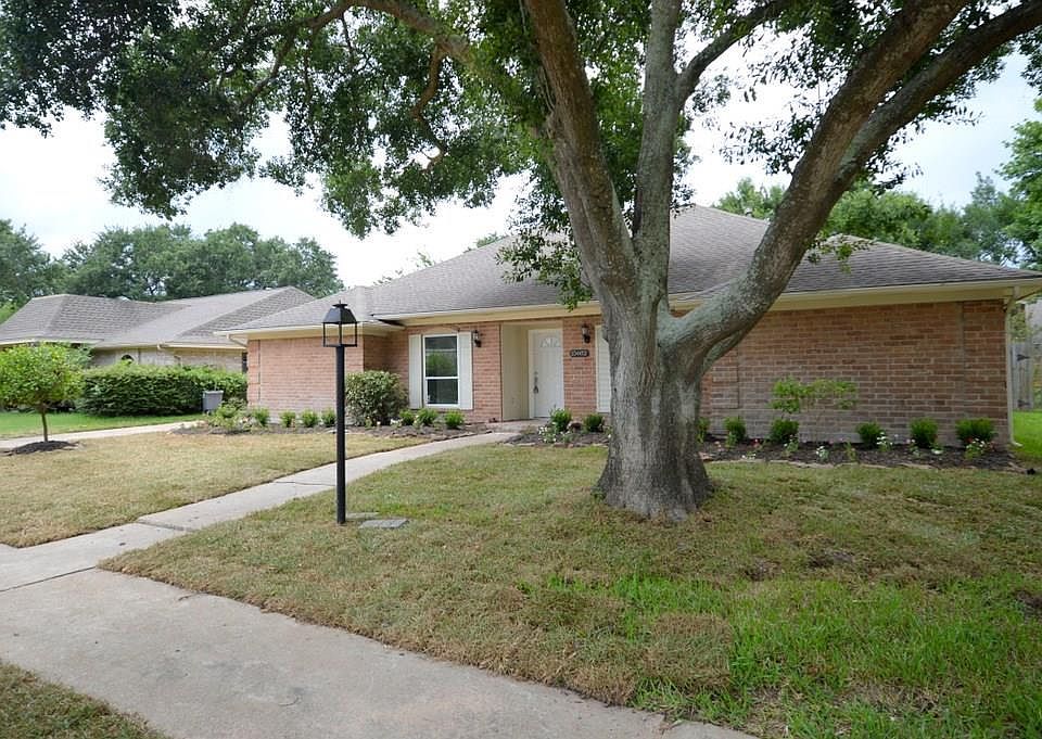 1st image of 15602 Laurel Heights Dr
