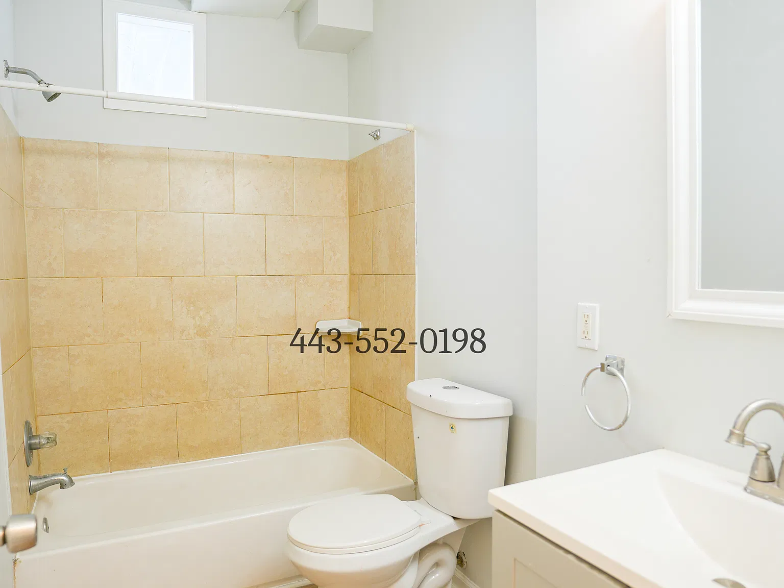3 bed, 1200 sqft, $3,200 — Photo 4