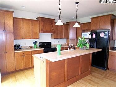 4th image of 7031 Barrington Dr