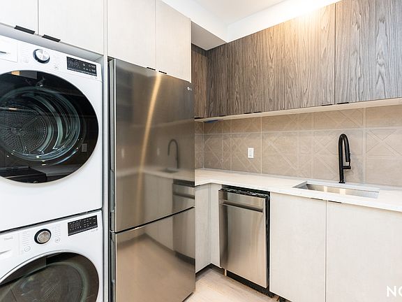 3rd image of 37-25 32nd St #3L