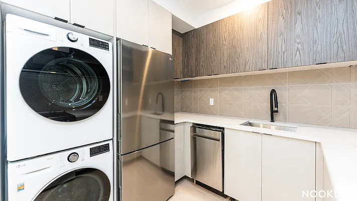 Rented by Nooklyn NYC LLC | media 25