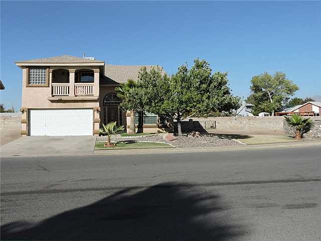 1st image of 301 Jardin Bello Ave