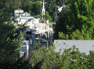 130 Tucker Hill Rd, Sutter Creek, CA 95685