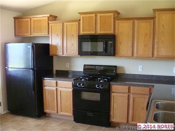 4th image of 9286 S 256th East Ave