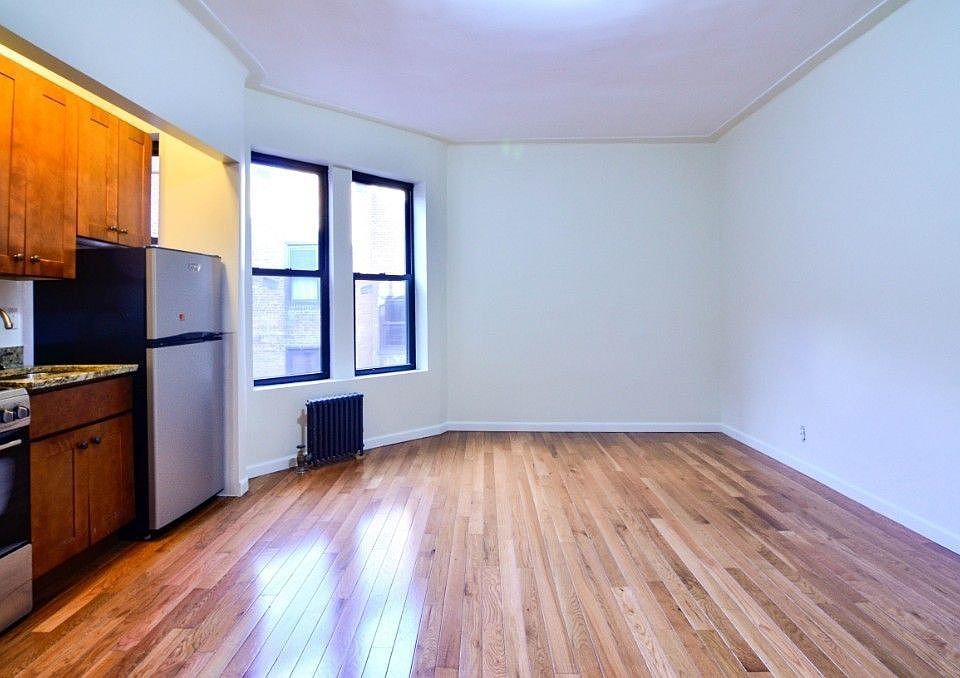 1st image of 4146 50th St APT 6G