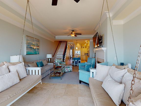 2nd image of 113 E Arctic Ave #B