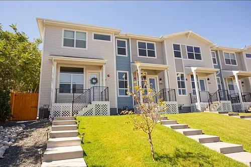 1187 S Navajo St Photo 1