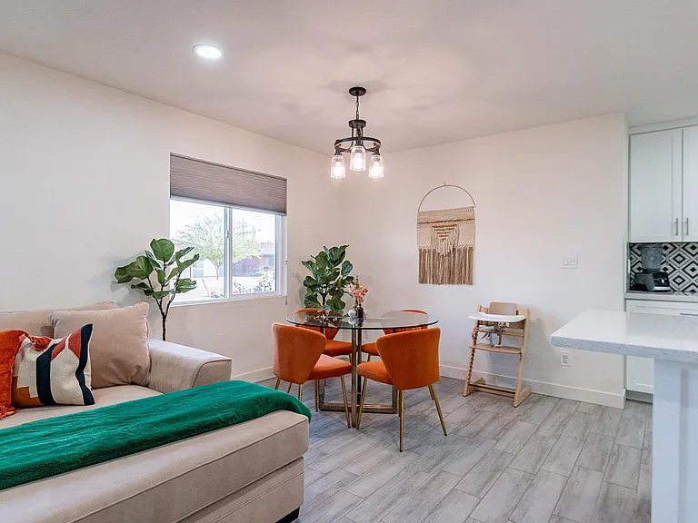 4724 E Polk St — Photo 20