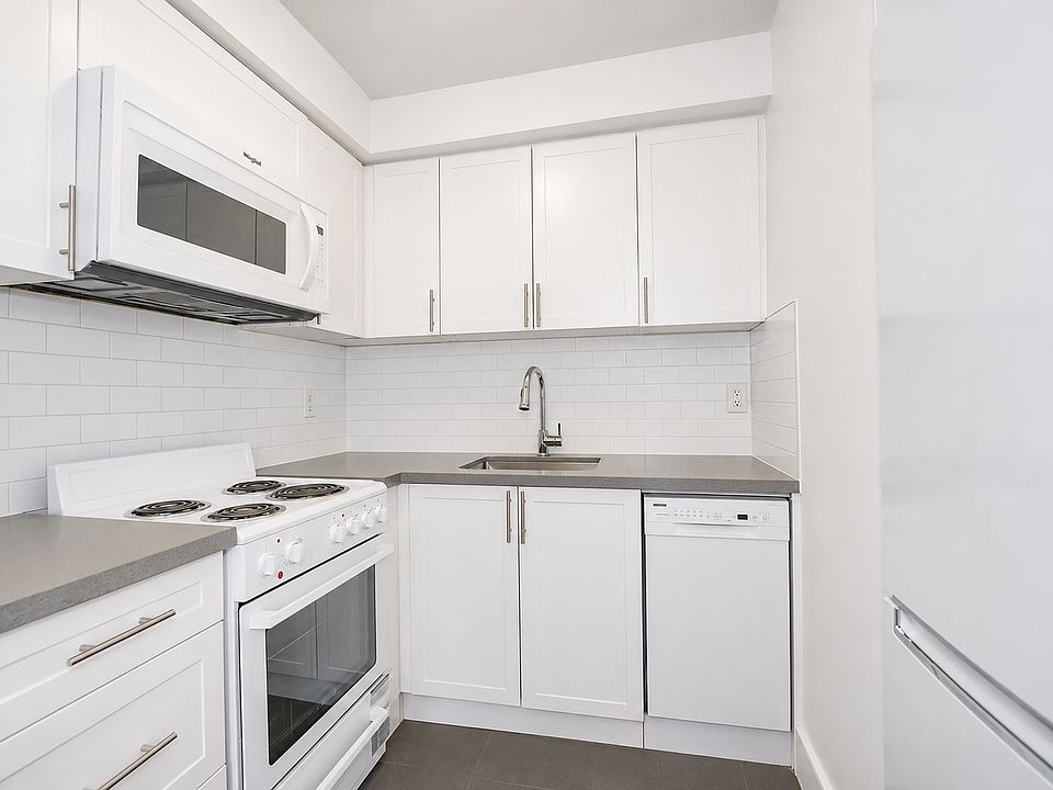 1st image of 55 Isabella St #502