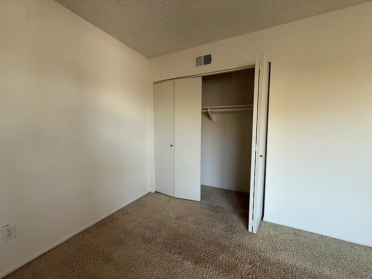 1505 Prospect Ave — Photo 17