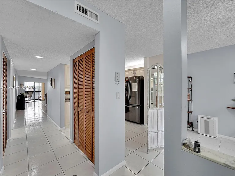 7250 Fairfax Dr #302 — Photo 9