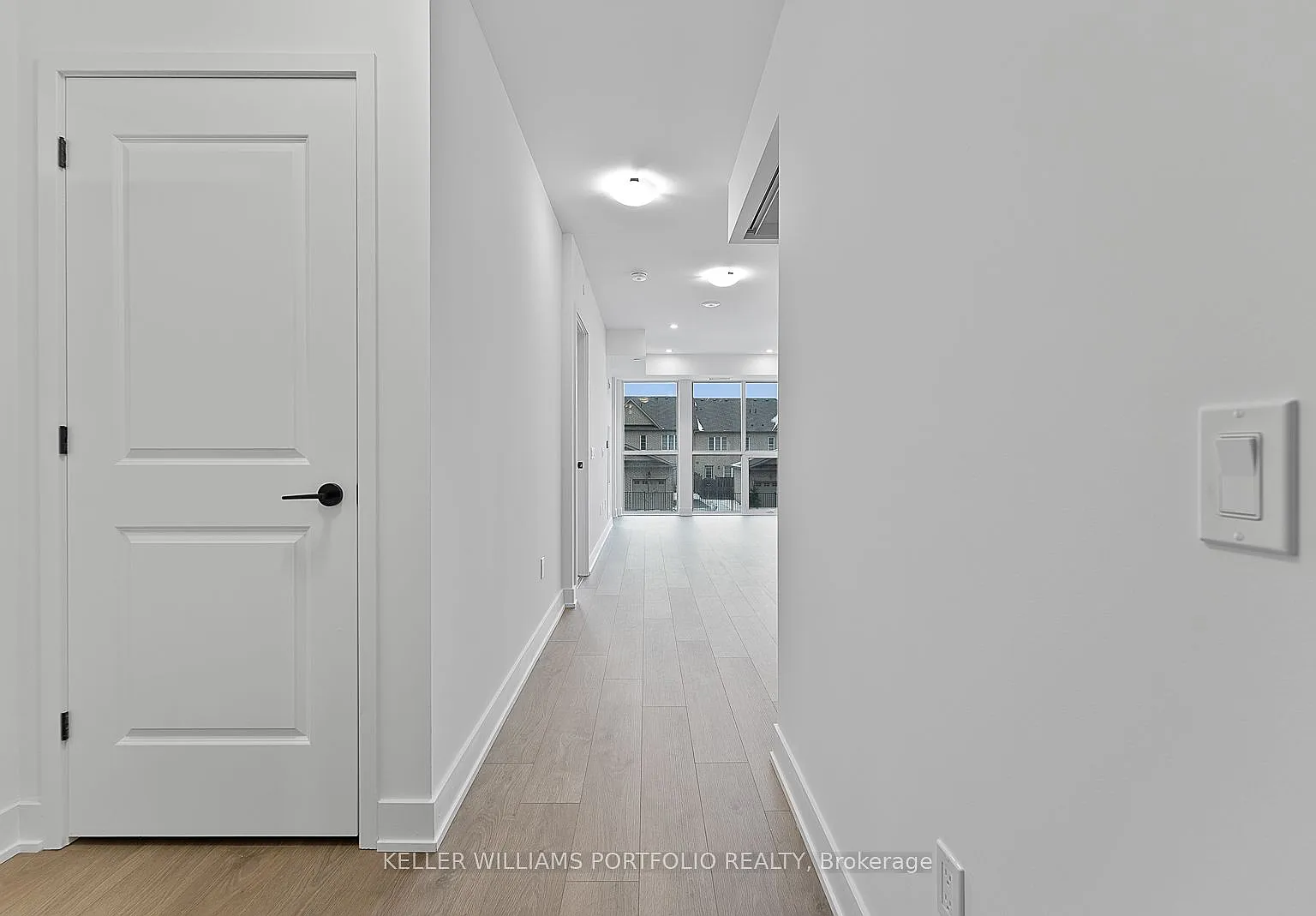 2 bed, $2,450 — Photo 2