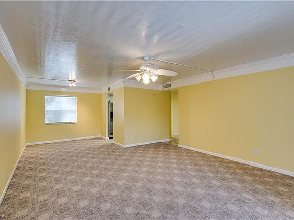 5th image of 2366 E Mall Dr APT 404