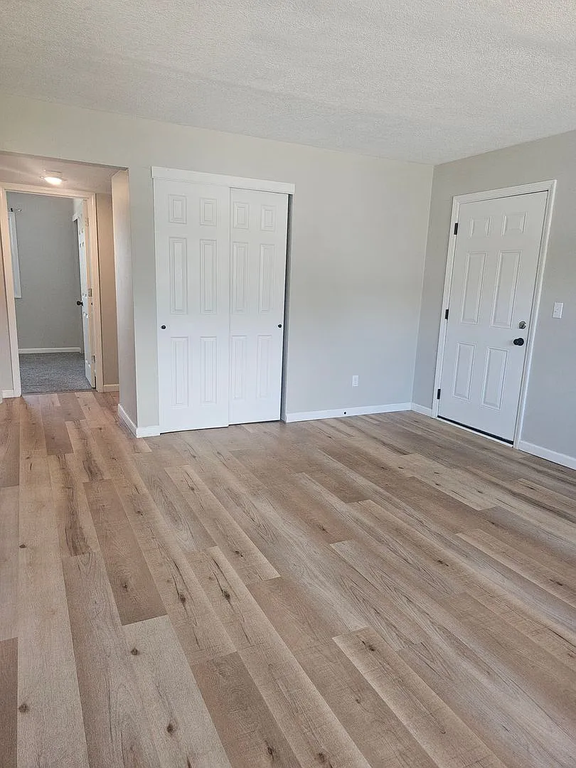 3424 Heatherton Drive — Photo 4