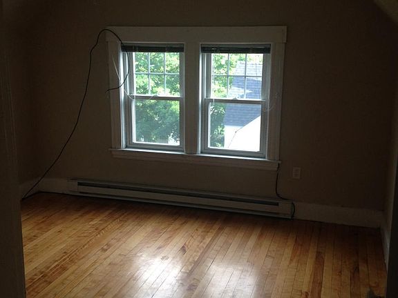 Living room/ bedroom 2
