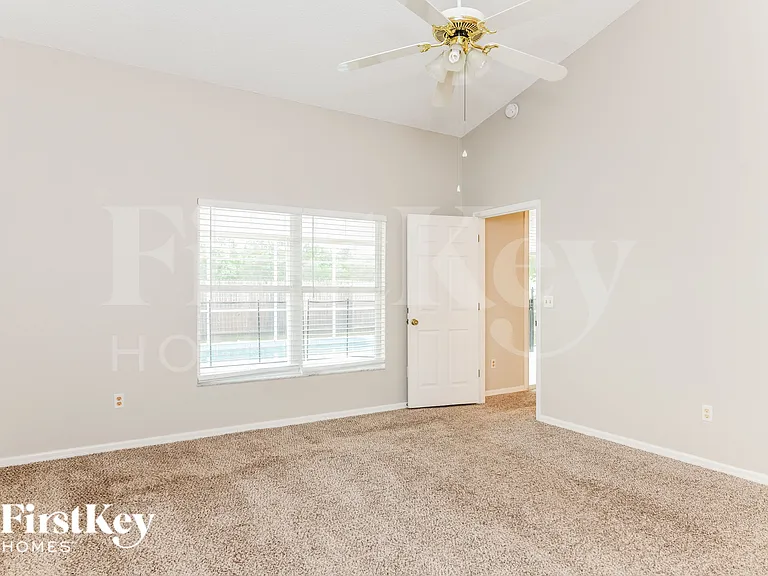 2841 Picadilly Cir — Photo 11