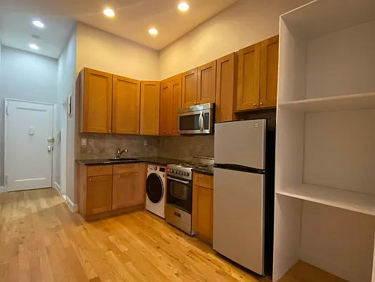 Rented by REAL New York | media 14