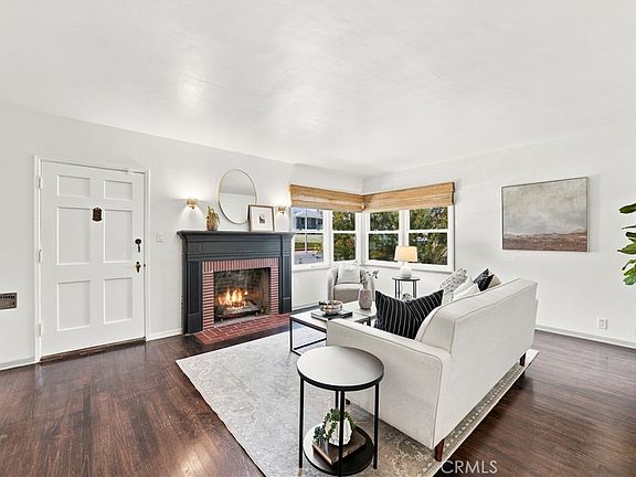 2nd image of 528 W Burnett St