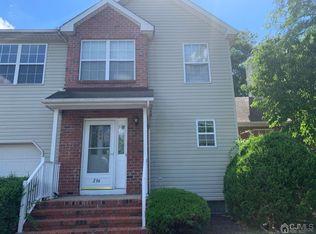 294 Vasser Dr, Piscataway, NJ 08854