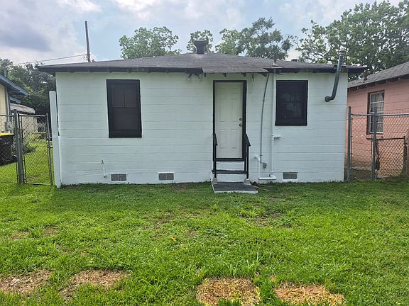 New Exterior Modern Paint