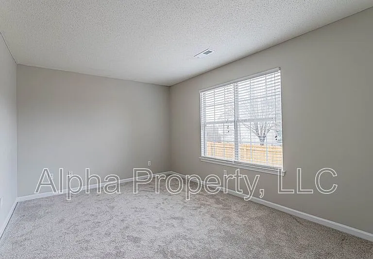 4 Buzzell Ct — Photo 7