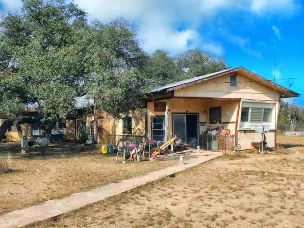 648 County Road 389, Camp Wood, TX 78833