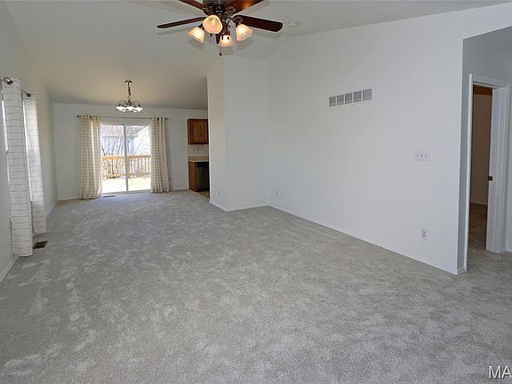 3rd image of 4926 Hurstborough Ct
