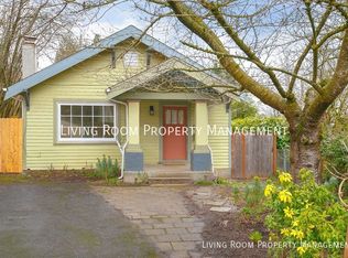 10161 N Iris Way, Portland, OR 97203