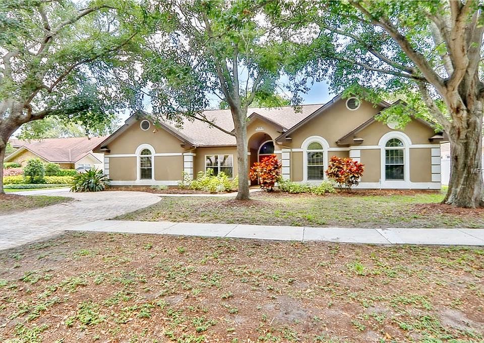 1st image of 12377 Oaks Ln