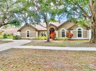 12377 Oaks Ln, Seminole, FL 33772