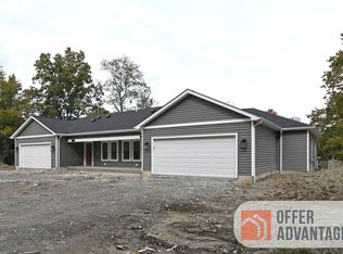 25 W Crescent Ave #A, Hamburg, NY 14075