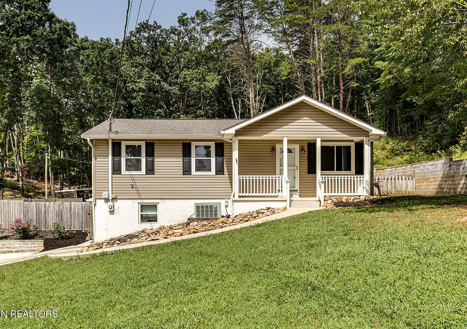 315 Lynn St, Kingston, TN 37763 Zillow